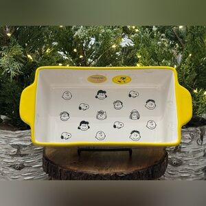 ✨ Brand NEW w/Tags Peanuts x Rae Dunn happiness is… Rectangle Baking Dish ✨
